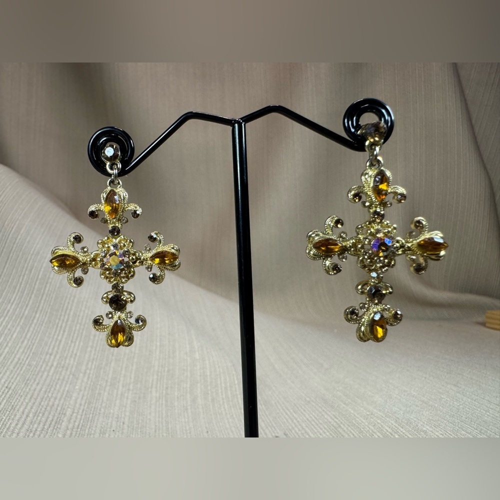 Elegant Gold and Amber Cross Earrings